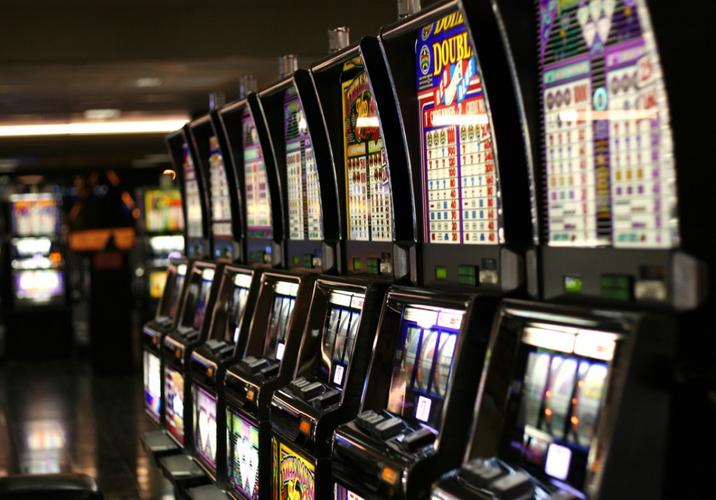 play poker cash games online icon